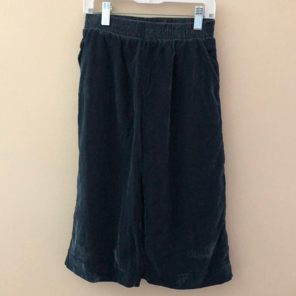 Gymboree Girls Velvet Culottes pants - Picture 2 of 5
